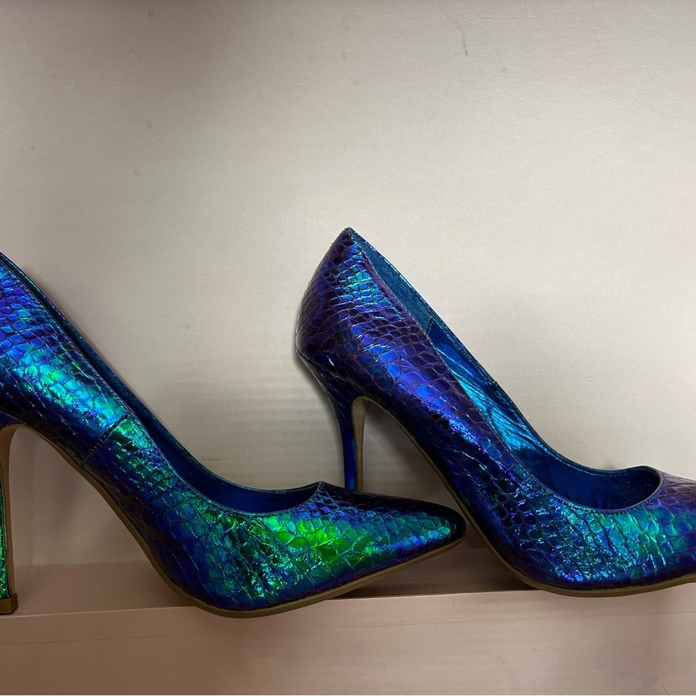 COPY - Dune size 6.5 Iridescent blue color shoes